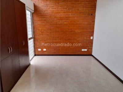Casa de 3 alcobas en venta en Av 19, Armenia, 127 m² · foto 2 de 15