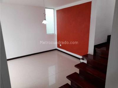 Casa de 3 alcobas en venta en Av 19, Armenia, 127 m² · foto 3 de 15