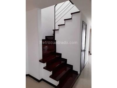Casa de 3 alcobas en venta en Av 19, Armenia, 127 m² · foto 9 de 15