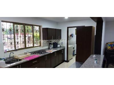 Casa de 3 alcobas en venta en Murillo, Armenia, 300 m² · foto 14 de 20