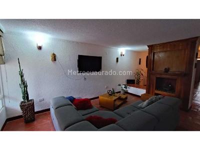 Casa de 5 alcobas en venta en Avenida Bolivar, Armenia, 315 m² · foto 3 de 20