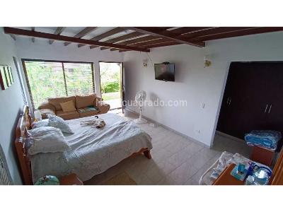 Casa de 3 alcobas en venta en Armenia, Armenia, 400 m² · foto 16 de 20