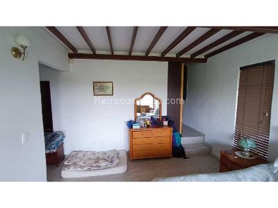 Casa de 3 alcobas en venta en Armenia, Armenia, 400 m² · foto 18 de 20