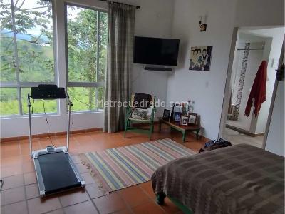 Casa de 3 alcobas en venta en Armenia, Armenia, 240 m² · foto 5 de 7