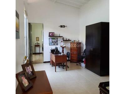 Casa de 3 alcobas en venta en Armenia, Armenia, 300 m² · foto 9 de 20