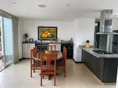 Casa de 5 alcobas en venta en Armenia, Armenia, 345 m² · foto 6 de 20