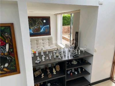 Casa de 5 alcobas en venta en Armenia, Armenia, 345 m² · foto 9 de 20