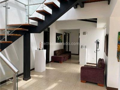 Casa de 5 alcobas en venta en Armenia, Armenia, 345 m² · foto 10 de 20