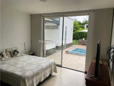 Casa de 5 alcobas en venta en Armenia, Armenia, 345 m² · foto 16 de 20
