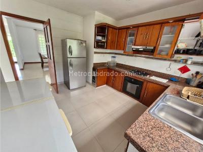 Casa de 5 alcobas en venta en Murillo, Armenia, 250 m² · foto 6 de 20