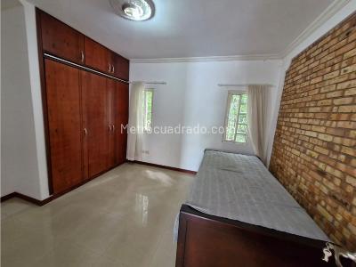 Casa de 5 alcobas en venta en Murillo, Armenia, 250 m² · foto 7 de 20