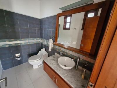 Casa de 5 alcobas en venta en Murillo, Armenia, 250 m² · foto 10 de 20
