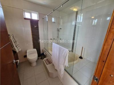 Casa de 5 alcobas en venta en Murillo, Armenia, 250 m² · foto 13 de 20