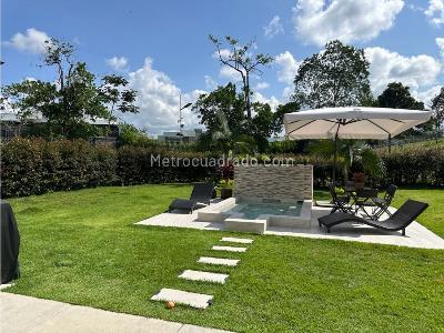 Casa de 3 alcobas en venta en El Caimo, Armenia, 899 m² · foto 5 de 20