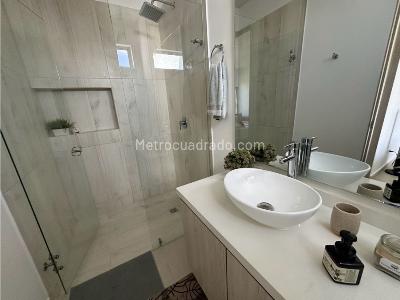 Casa de 3 alcobas en venta en El Caimo, Armenia, 899 m² · foto 18 de 20