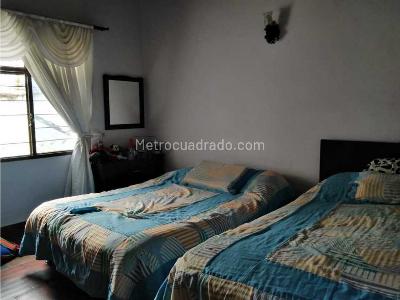 Casa de 5 alcobas en venta en Norte, Armenia, 400 m² · foto 12 de 20