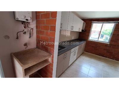 Casa en venta en Pereira, Pereira · foto 4 de 15