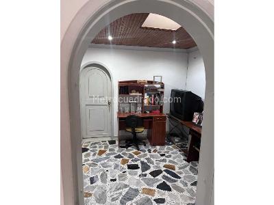 Casa de 4 alcobas en venta en Armenia, Armenia, 400 m² · foto 8 de 15