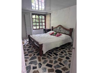 Casa de 4 alcobas en venta en Armenia, Armenia, 400 m² · foto 9 de 15