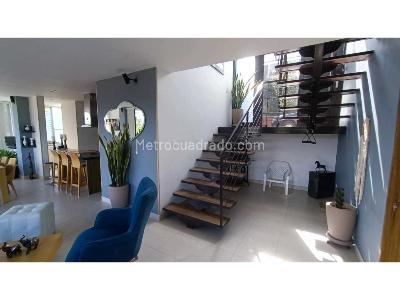 Casa de 4 alcobas en venta en El Caimo, Armenia, 259 m² · foto 2 de 20