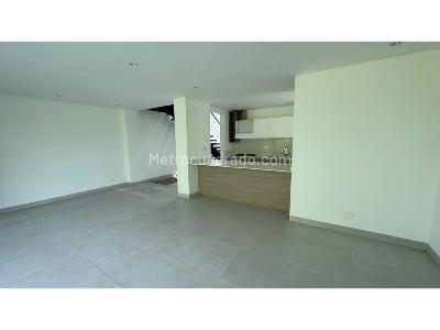 Casa de 3 alcobas en venta en El Caimo, Armenia, 181 m² · foto 4 de 20