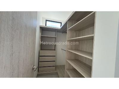 Casa de 3 alcobas en venta en El Caimo, Armenia, 181 m² · foto 5 de 20
