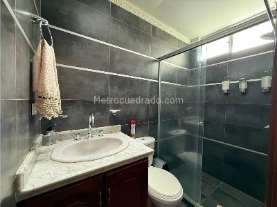 Casa de 4 alcobas en venta en Avenida 19 Al Norte, Armenia, 350 m² · foto 11 de 14
