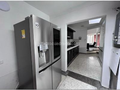 Casa de 5 alcobas en venta en Murillo, Armenia, 750 m² · foto 13 de 20