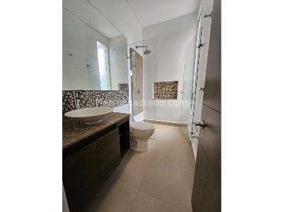 Casa de 4 alcobas en venta en El Caimo, Armenia, 230 m² · foto 9 de 20