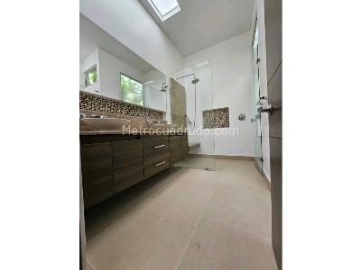 Casa de 4 alcobas en venta en El Caimo, Armenia, 230 m² · foto 19 de 20