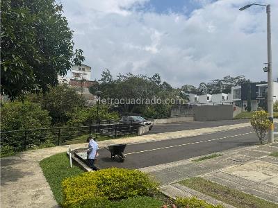 Casa de 3 alcobas en venta en Avenida Bolivar, Armenia, 112 m² · foto 18 de 20