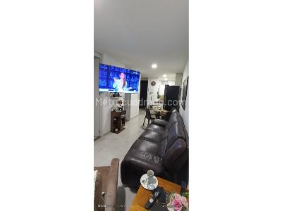 Apartaestudio en venta en Avenida Bolivar, Armenia, 48 m² · foto 2 de 18
