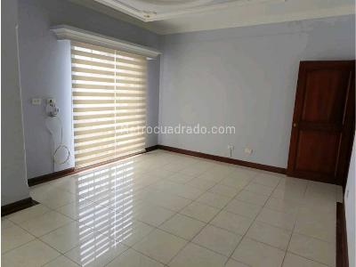 Casa de 4 alcobas en venta en La Castellana, Armenia, 200 m² · foto 7 de 8