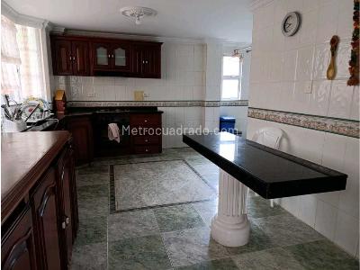 Casa de 4 alcobas en venta en La Castellana, Armenia, 200 m² · foto 8 de 8