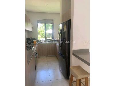 Casa de 3 alcobas en venta en Cerritos, Pereira, 265 m² · foto 8 de 15