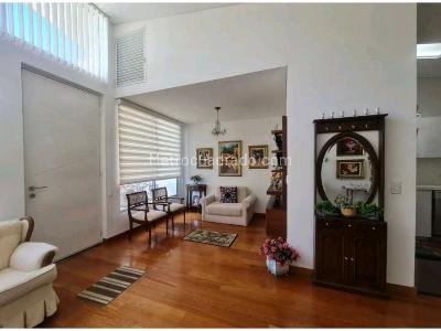 Casa de 3 alcobas en venta en Avenida Bolivar, Armenia, 164 m² · foto 4 de 10