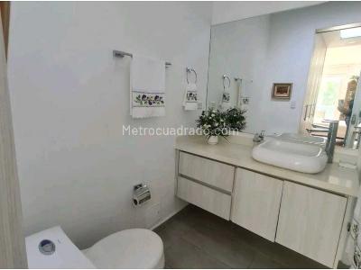 Casa de 3 alcobas en venta en Avenida Bolivar, Armenia, 164 m² · foto 7 de 10