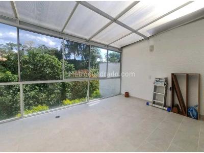 Casa de 3 alcobas en venta en Avenida Bolivar, Armenia, 164 m² · foto 8 de 10