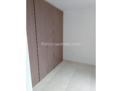 Apartamento en venta en Bosques De Pinares, Armenia · foto 8 de 12