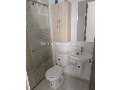 Apartamento en venta en Bosques De Pinares, Armenia · foto 9 de 12