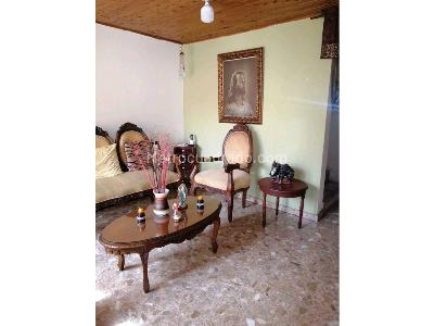 Casa de 3 alcobas en venta en Granada, Armenia, 148 m² · foto 2 de 20