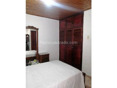 Casa de 3 alcobas en venta en Granada, Armenia, 148 m² · foto 10 de 20