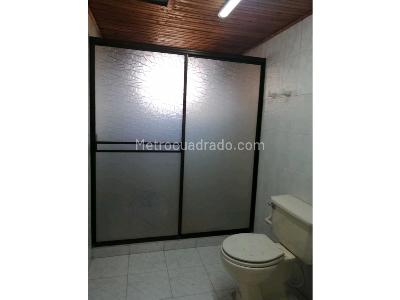 Casa de 3 alcobas en venta en Granada, Armenia, 148 m² · foto 19 de 20