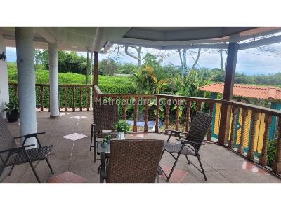 Casa de 5 alcobas en venta en Puerto Espejo, Armenia, 450 m² · foto 10 de 20