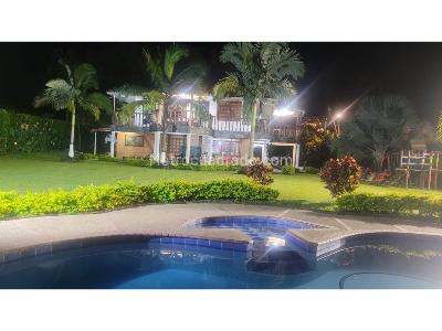 Casa de 5 alcobas en venta en Puerto Espejo, Armenia, 450 m² · foto 17 de 20
