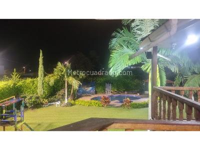 Casa de 5 alcobas en venta en Puerto Espejo, Armenia, 450 m² · foto 18 de 20