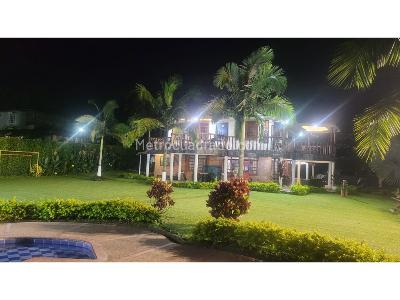 Casa de 5 alcobas en venta en Puerto Espejo, Armenia, 450 m² · foto 19 de 20