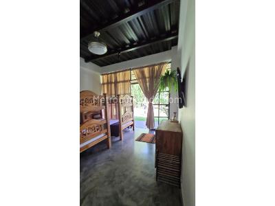 Casa de 5 alcobas en venta en El Caimo, Armenia, 550 m² · foto 11 de 13