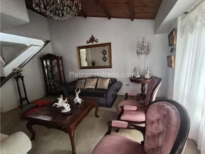 Casa de 5 alcobas en venta en Los Profesionales, Armenia, 400 m² · foto 2 de 20