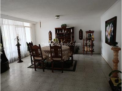 Casa de 5 alcobas en venta en Los Profesionales, Armenia, 400 m² · foto 6 de 20